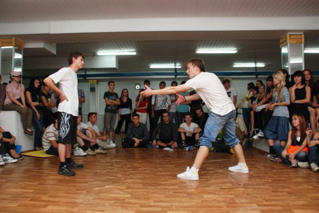 Шумерлинские танцоры продемонстрировали свое мастерство на региональном турнире  VooDoo Electro Dance Battles